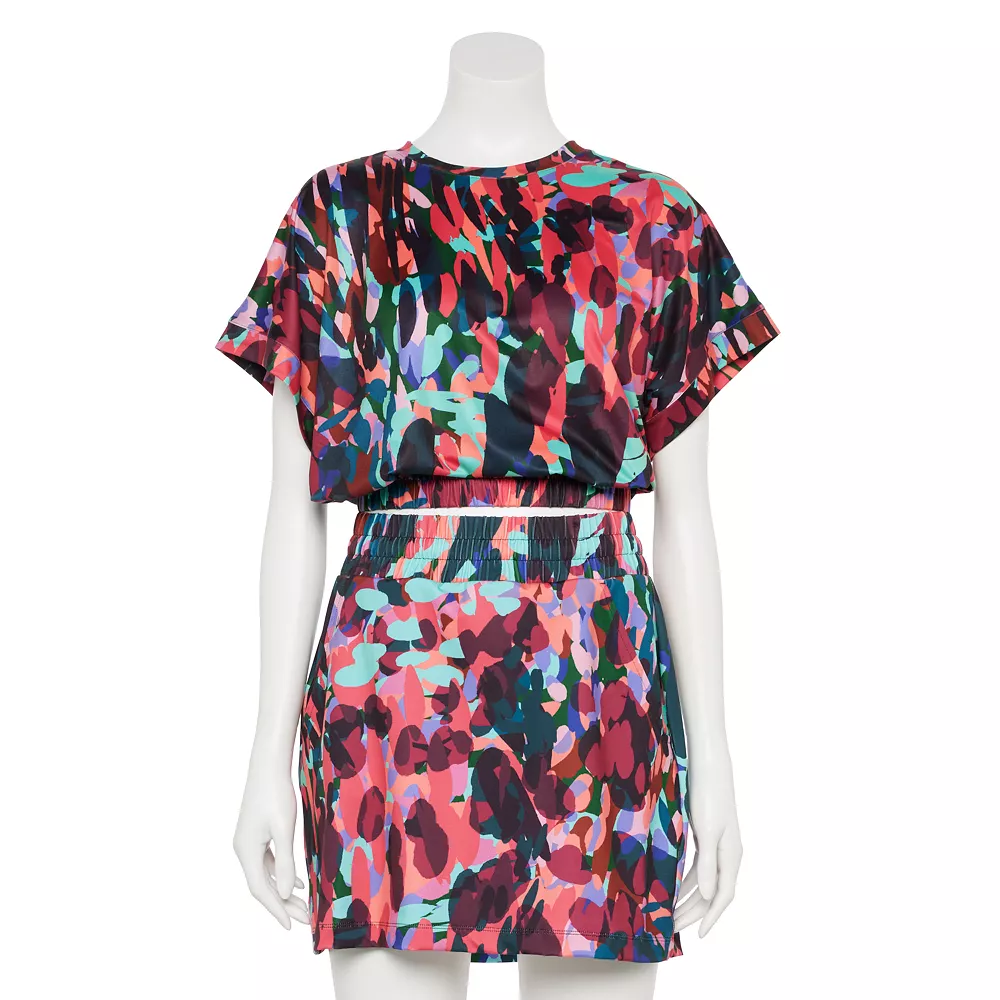 Women's Tek Gear® Batwing Crop Top 6 Women's Tek Gear® Batwing Crop Top - Image 4